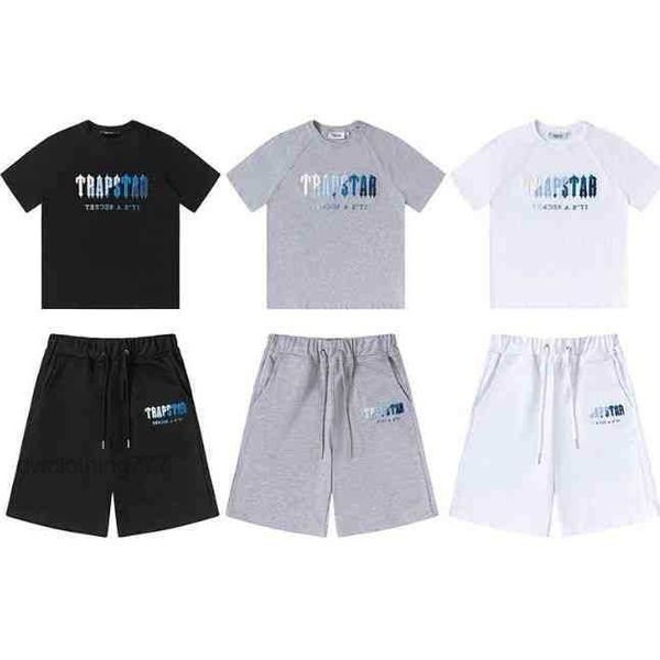 trapstar towel embroidery high street casual loose cotton round neck short sleeve t-shirt shorts five legged suit fashion, Gray
trapstar towel embroidery high street casual loose cotton round neck short sleeve t-shirt shorts five legged suit fashion, Gray