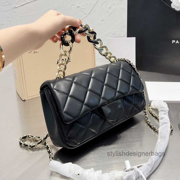 classic chunky handle chain crossbody bags quilted matelasse women flap shoulder bag france brand genuine leather bags luxury designer lambs
classic chunky handle chain crossbody bags quilted matelasse women flap shoulder bag france brand genuine leather bags luxury designer lambs
