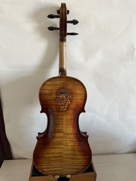 4/4 violin solid flamed maple back old spruce hand carved the statue k3054
4/4 violin solid flamed maple back old spruce hand carved the statue k3054