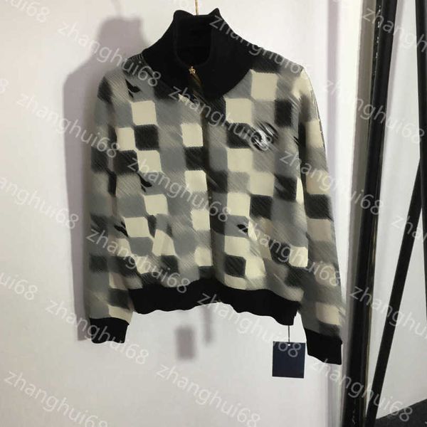 23ss womens designer clothing womens knits coat chest offset logo letter color bump plaid stand collar long sleeve knitted cardigan zipper c, White
23ss womens designer clothing womens knits coat chest offset logo letter color bump plaid stand collar long sleeve knitted cardigan zipper c, White