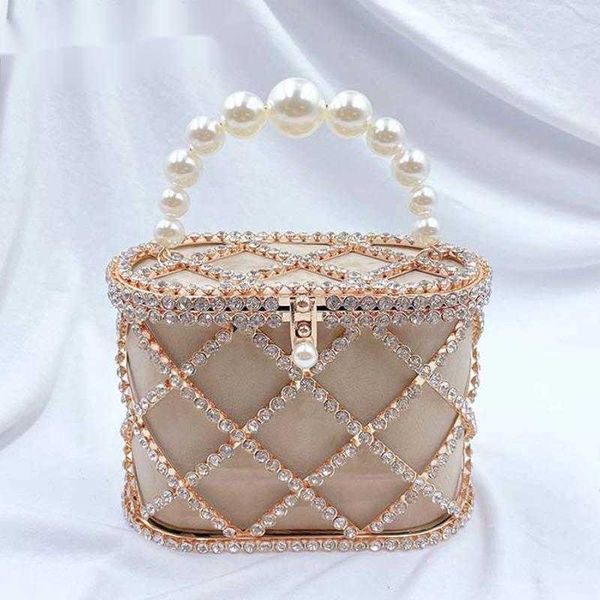 evening bags 2023 new fashion pearl diamond bag womens high capacity elegant versatile rhinestone handbag chain crossbody 230427
evening bags 2023 new fashion pearl diamond bag womens high capacity elegant versatile rhinestone handbag chain crossbody 230427