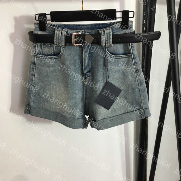 23ss denim shorts womens designer clothing black shorts womens shorts triangle letter belt tucked waist fashion roll-up pant legs denim shor, White;black
23ss denim shorts womens designer clothing black shorts womens shorts triangle letter belt tucked waist fashion roll-up pant legs denim shor, White;black