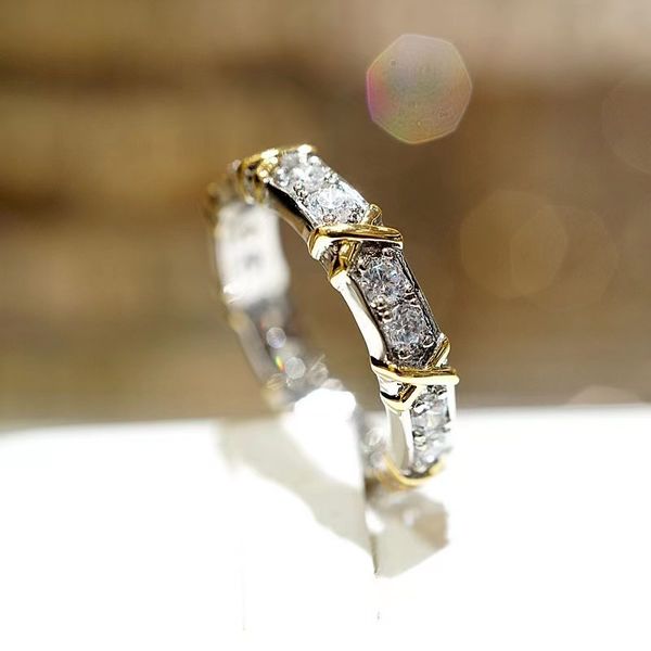 gold full diamond set light luxury high fashion cross crystal ring couple ring gift, Silver
gold full diamond set light luxury high fashion cross crystal ring couple ring gift, Silver