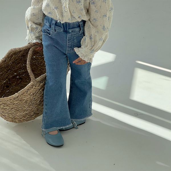 jeans spring girls casual jeans pant with pocket baby kids children denim trousers 230512, Blue
jeans spring girls casual jeans pant with pocket baby kids children denim trousers 230512, Blue