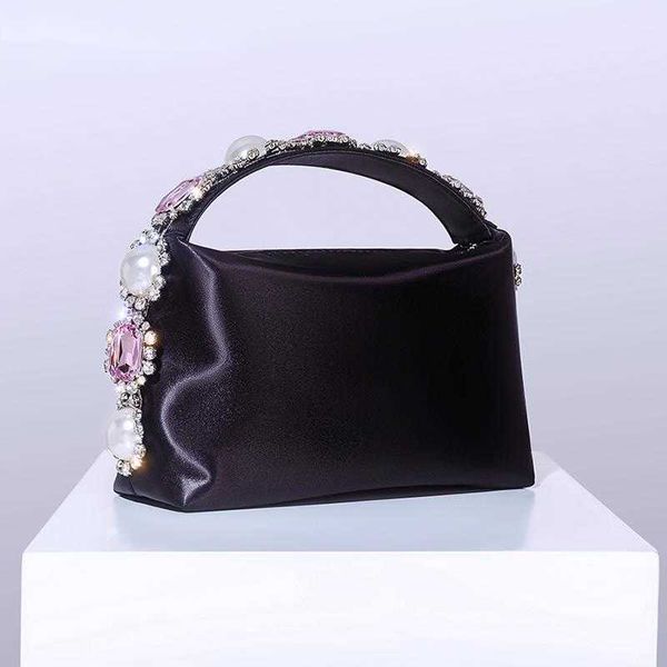 shoulder bags women rhinestone pearl satin handbag with feather 2023 luxury designer chic soft square clutch purses wedding party 230426
shoulder bags women rhinestone pearl satin handbag with feather 2023 luxury designer chic soft square clutch purses wedding party 230426