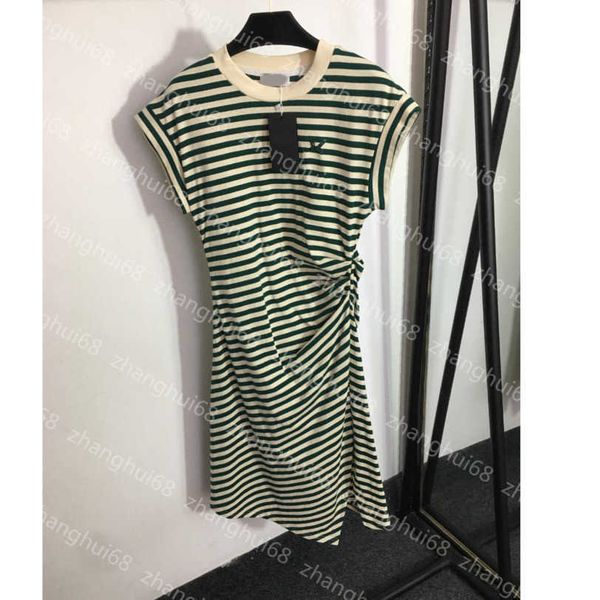23ss women dresses summer dress womens designer clothing sequin embroidered letter pull pleated wrap hip stripe slit tank dress womens cloth, Black;gray
23ss women dresses summer dress womens designer clothing sequin embroidered letter pull pleated wrap hip stripe slit tank dress womens cloth, Black;gray