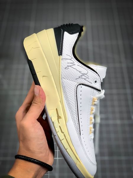 authentic 2s basketball shoes men women ow x 2 low sp white black noir 2023 latest brand name athletic designer sports sneakers
authentic 2s basketball shoes men women ow x 2 low sp white black noir 2023 latest brand name athletic designer sports sneakers
