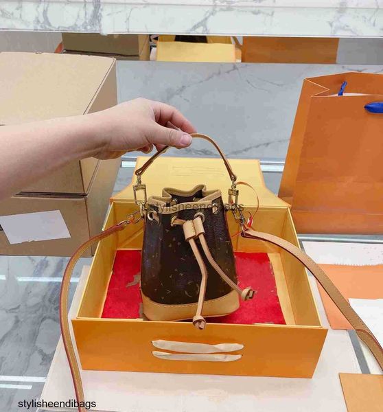 designer bagl nano noe shoulder crossbody bags handbags designer neonoe 22ss mini bucket hande bag women girls purse wallet drawstring monog
designer bagl nano noe shoulder crossbody bags handbags designer neonoe 22ss mini bucket hande bag women girls purse wallet drawstring monog
