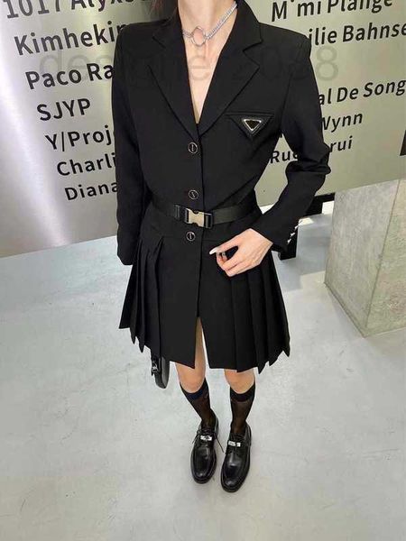 women's suits & blazers designer pd autumn and winter new suit dress classic triangle decoration double hem pleated design with belt ni, White;black
women's suits & blazers designer pd autumn and winter new suit dress classic triangle decoration double hem pleated design with belt ni, White;black