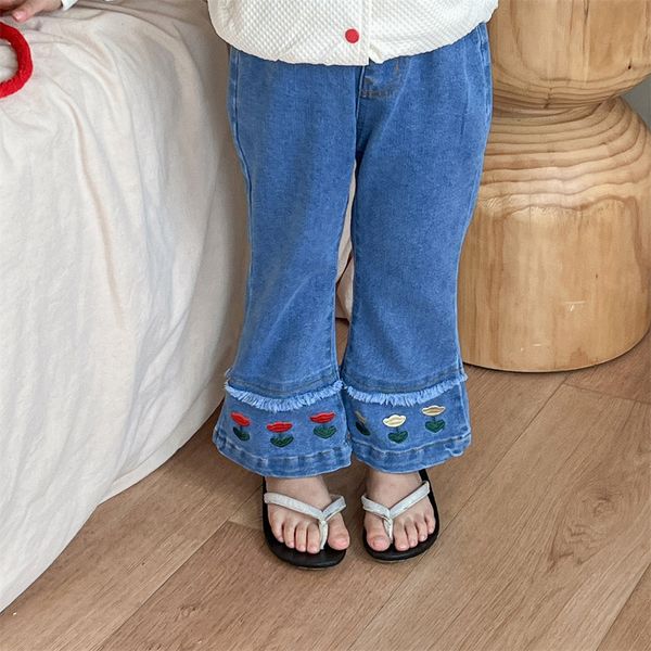 jeans deer jonmi spring baby girls denim flared pants floral embroidery trousers korean style children casual jeans 230512, Blue
jeans deer jonmi spring baby girls denim flared pants floral embroidery trousers korean style children casual jeans 230512, Blue