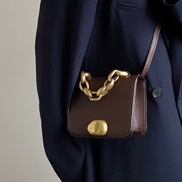 square shoulder bag for women 2023 luxury designer brand pu leather purse and handbag female retro handle chain tote bags 230512
square shoulder bag for women 2023 luxury designer brand pu leather purse and handbag female retro handle chain tote bags 230512