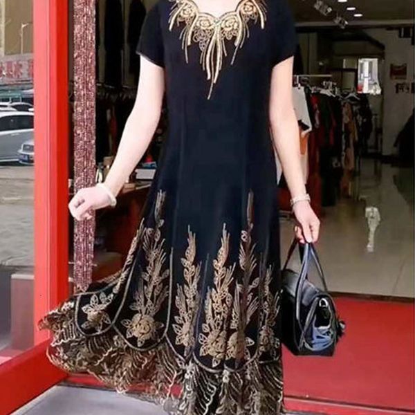casual dresses vintage plant flowers embroidery long dress summer short sleeve female clothing elegant wave cut o-neck a-line spliced dresse, Black;gray
casual dresses vintage plant flowers embroidery long dress summer short sleeve female clothing elegant wave cut o-neck a-line spliced dresse, Black;gray
