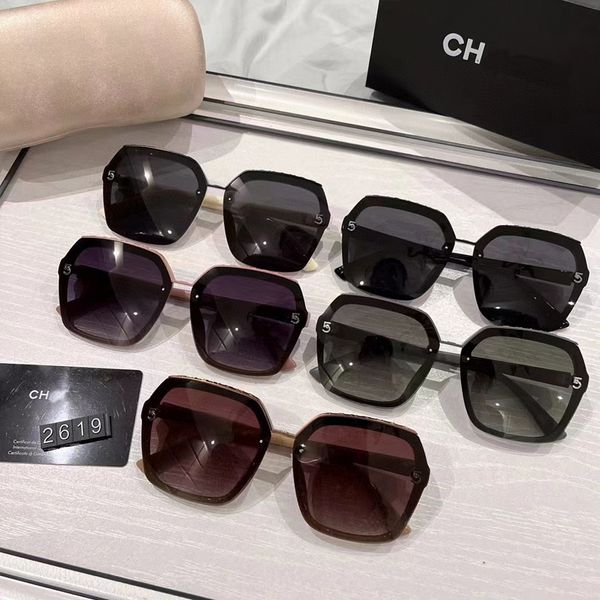 designer sunglasses summer beach glasses full frame letter rectangle fashion design for man woman with box 2619, White;black
designer sunglasses summer beach glasses full frame letter rectangle fashion design for man woman with box 2619, White;black