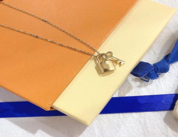 pendant necklace luxury designer gift classic heart womens mens fashion gold silver luxurys jewelry9030872
pendant necklace luxury designer gift classic heart womens mens fashion gold silver luxurys jewelry9030872