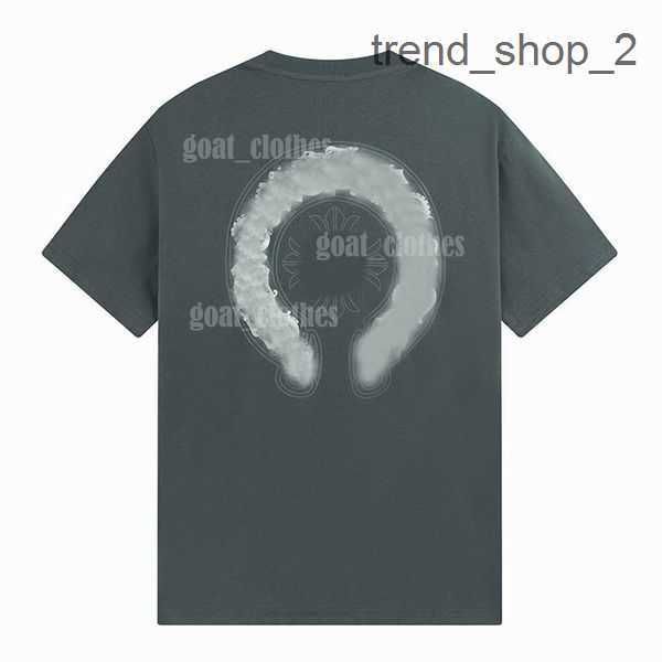 2023 designers chromes heart mens t-shirts embossed letter classic crew neck casual horseshoe sanskrit cross pattern tees tshirts eur s-xl 2, White;black
2023 designers chromes heart mens t-shirts embossed letter classic crew neck casual horseshoe sanskrit cross pattern tees tshirts eur s-xl 2, White;black