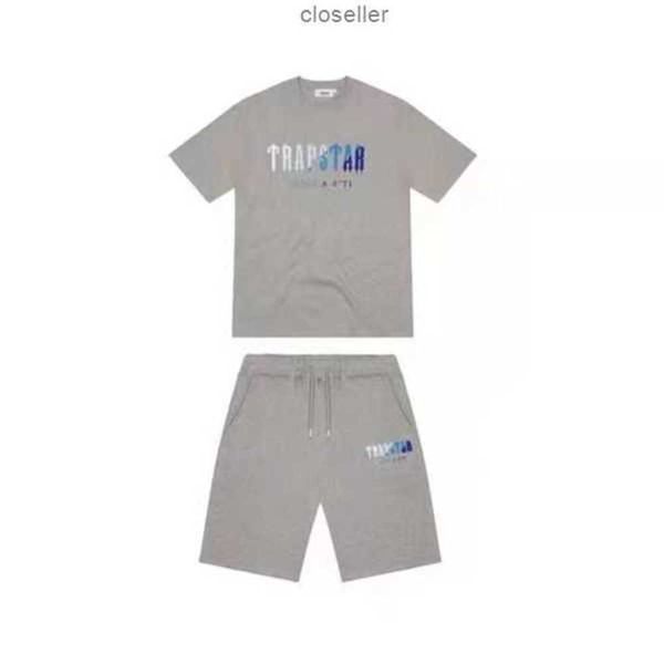 london shirt 22ss t new trapstar men and women embroidered chenille decoded chord suit - revolution luxury trapstars tee trapstar. 12 1 h0wv, Gray
london shirt 22ss t new trapstar men and women embroidered chenille decoded chord suit - revolution luxury trapstars tee trapstar. 12 1 h0wv, Gray