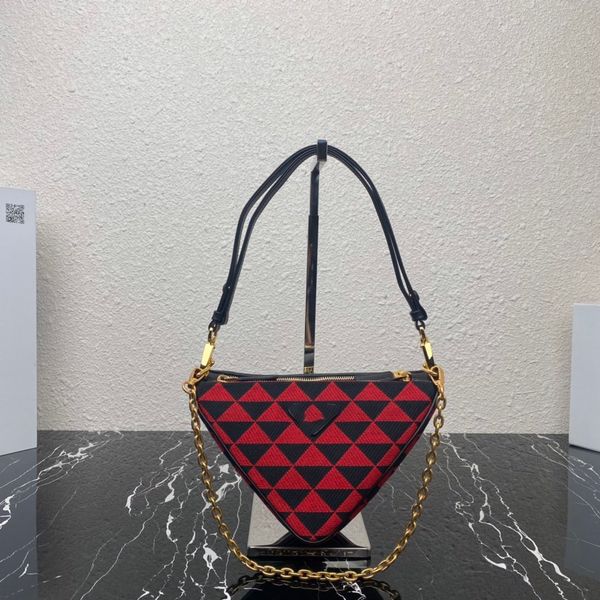 triangle leather and fabric check 2023 new fashion casual women's bag shoulder crossbody bag
triangle leather and fabric check 2023 new fashion casual women's bag shoulder crossbody bag