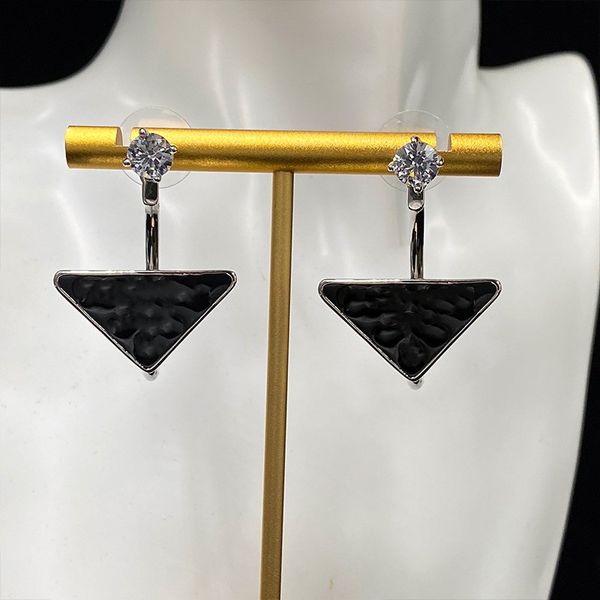 luxury design earrings for mans womans inverted triangle letter designers earring trendy personality stud earrings designer jewelry with log, Golden;silver
luxury design earrings for mans womans inverted triangle letter designers earring trendy personality stud earrings designer jewelry with log, Golden;silver