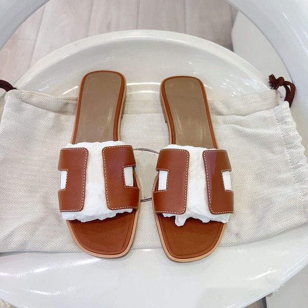 designer leather ladies sandals summer flat shoes fashion beach women slippers letter drag, Black
designer leather ladies sandals summer flat shoes fashion beach women slippers letter drag, Black