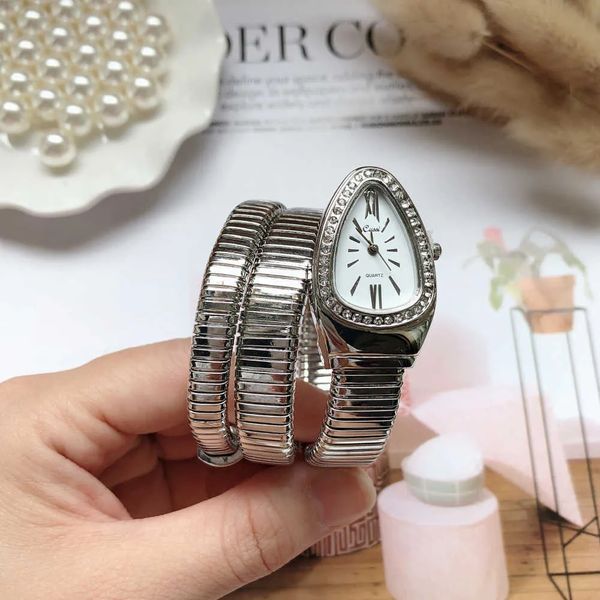 women's luxury brand watch snake shape quartz women's gold diamond ring watch fashion gold-plated high-quality expensive bracelet, Slivery;golden
women's luxury brand watch snake shape quartz women's gold diamond ring watch fashion gold-plated high-quality expensive bracelet, Slivery;golden