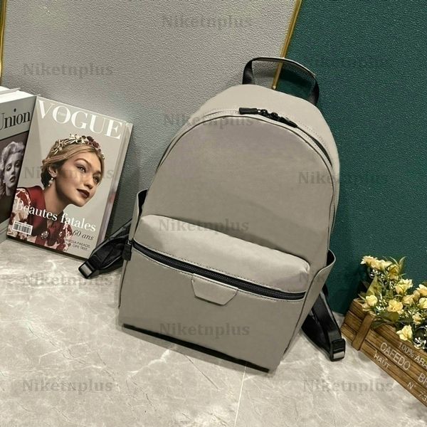 2023 discovery designer shadow backpack mens shoulder bag emboosed purse large capacity m46553 grey m46557 black lapschool bag fashion men&#
2023 discovery designer shadow backpack mens shoulder bag emboosed purse large capacity m46553 grey m46557 black lapschool bag fashion men&#