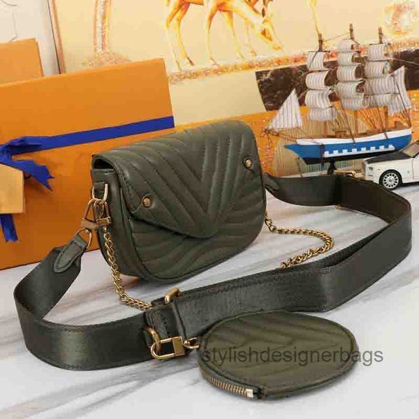 cross body new wave designer bag womens luxurys pochette crossbody bages round coin purses fashion lady chain shoulder wallet size 21cm m539
cross body new wave designer bag womens luxurys pochette crossbody bages round coin purses fashion lady chain shoulder wallet size 21cm m539