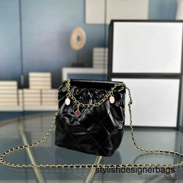 cross body 22 shiny calfskin crossbody bag shopping tote travel designer woman sling body bag gold-tone metal handbag with chain 3793
cross body 22 shiny calfskin crossbody bag shopping tote travel designer woman sling body bag gold-tone metal handbag with chain 3793