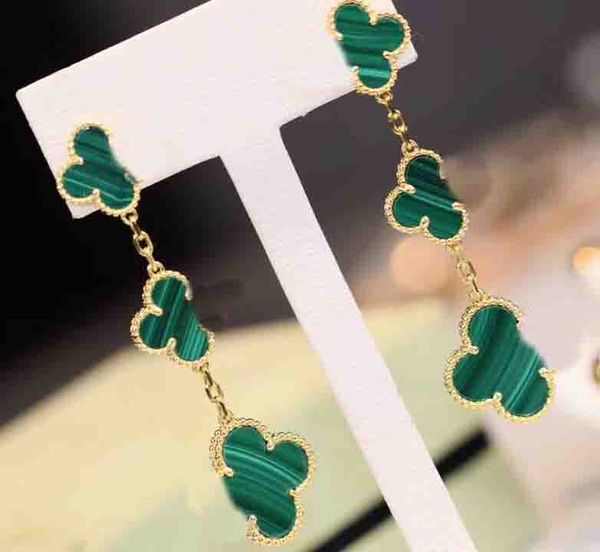 2023 luxury quality charm clip earring with nature malachite three flowers design in 18k gold plated have box stamp ps5019, Golden
2023 luxury quality charm clip earring with nature malachite three flowers design in 18k gold plated have box stamp ps5019, Golden