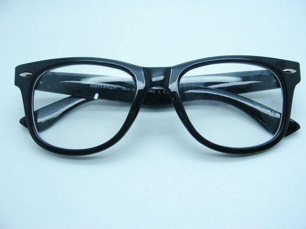 wholesale designer sunglasses for men women pilot sun glasses 2023 classic brand fashion adumbral eyewear accessories with box and certifica, White;black
wholesale designer sunglasses for men women pilot sun glasses 2023 classic brand fashion adumbral eyewear accessories with box and certifica, White;black