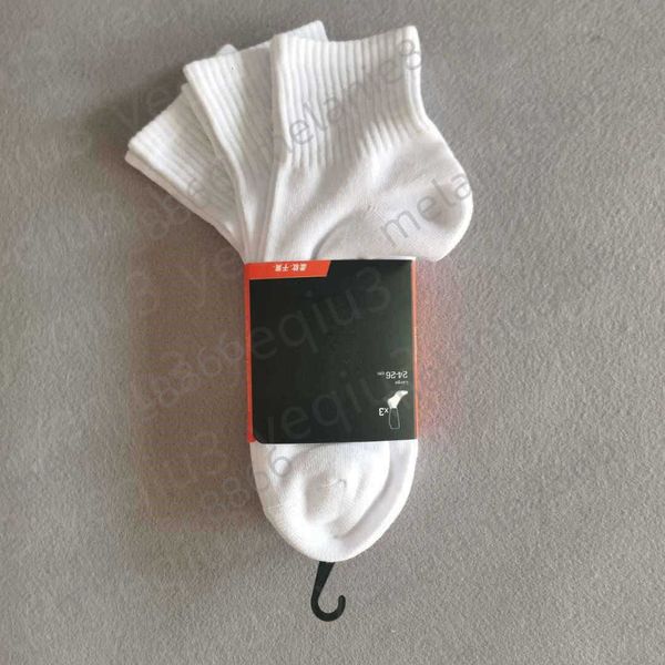 compression fashion cotton men socks wholesale socks wholesale casual breathable sports black and white basketball football training
compression fashion cotton men socks wholesale socks wholesale casual breathable sports black and white basketball football training