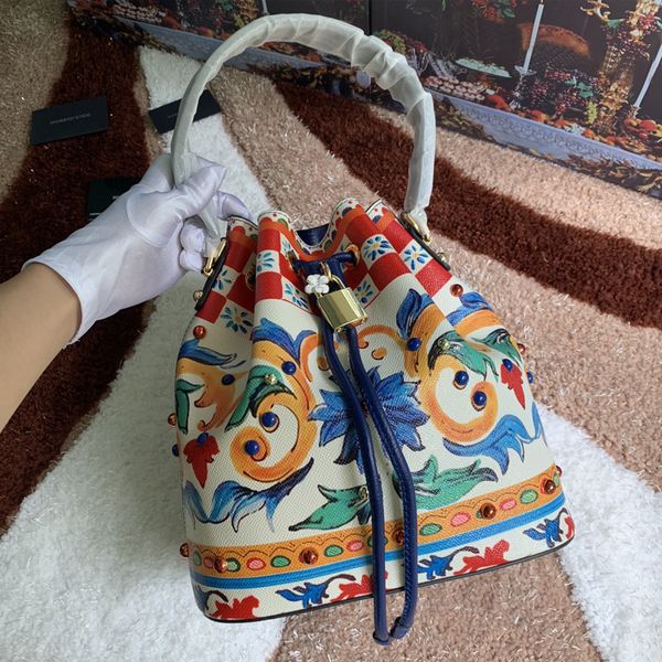 flower bucket bag handbags genuine leather metal shoulder bags fashion crossbody purse binding drawstring cell phone pocket travel totes pur
flower bucket bag handbags genuine leather metal shoulder bags fashion crossbody purse binding drawstring cell phone pocket travel totes pur