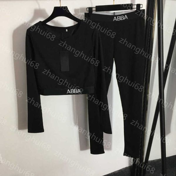 23ss women tracksuit yoga suit womens designer clothing letter webbing waist closed long sleeve stretch slimming leggings set womens clothin, Gray
23ss women tracksuit yoga suit womens designer clothing letter webbing waist closed long sleeve stretch slimming leggings set womens clothin, Gray