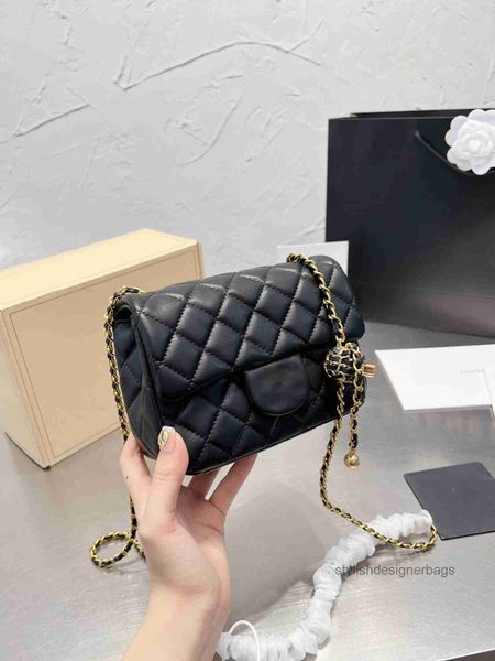 shoulder bags winter designer shoulder bag classic crossbody bag womens handbag large capacity wallet adjustable gold ball chain sheep leath
shoulder bags winter designer shoulder bag classic crossbody bag womens handbag large capacity wallet adjustable gold ball chain sheep leath