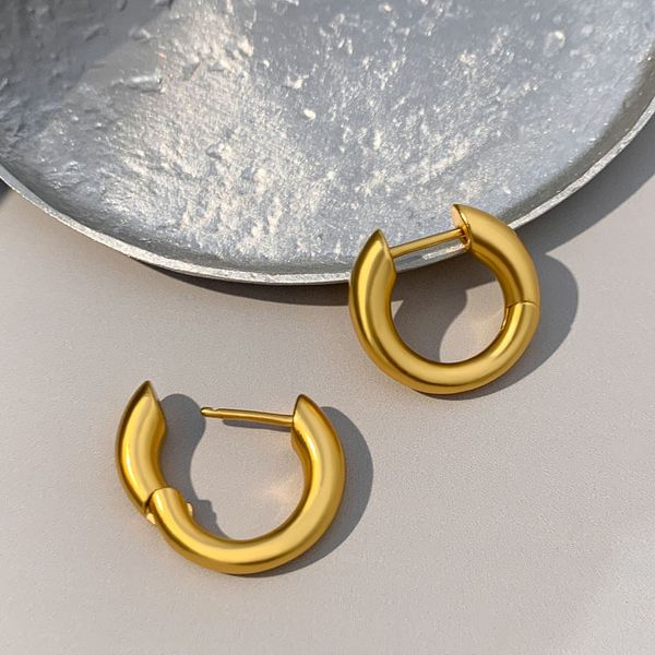 women's luxury designer earrings titanium steel earrings casual and simple fashion women's earrings, Golden
women's luxury designer earrings titanium steel earrings casual and simple fashion women's earrings, Golden