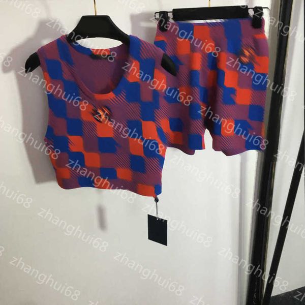 23ss knitting set womens designer clothing casual suit women shorts sets chest offset logo letter color bump plaid knitted vest high waist s, White
23ss knitting set womens designer clothing casual suit women shorts sets chest offset logo letter color bump plaid knitted vest high waist s, White