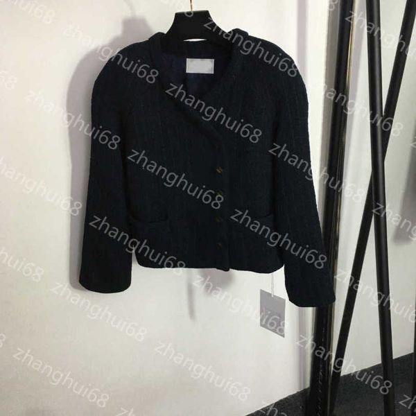 23ss womens designer clothing womens jacket socialite single breasted v-neck long sleeve tweed coat women clothes a1, Black;brown
23ss womens designer clothing womens jacket socialite single breasted v-neck long sleeve tweed coat women clothes a1, Black;brown