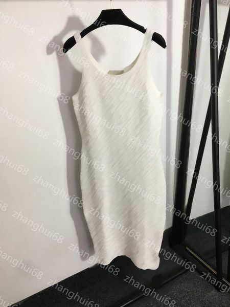 23ss summer dress womens designer clothing women dresses jacquard alphabet bag hip tucked waist knitted suspender dress womens clothing, Black;gray
23ss summer dress womens designer clothing women dresses jacquard alphabet bag hip tucked waist knitted suspender dress womens clothing, Black;gray