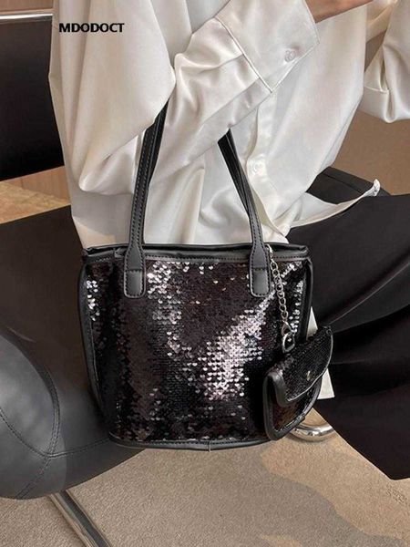 summer new trendy ladies bucketer bags luxury designer party handbags for women casual sequin 2023 small shoulder y2k fashion pu 230512
summer new trendy ladies bucketer bags luxury designer party handbags for women casual sequin 2023 small shoulder y2k fashion pu 230512