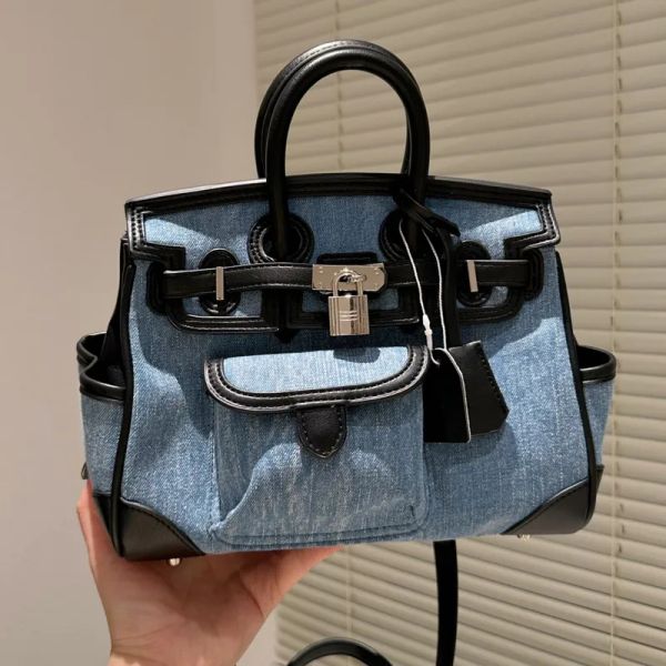 denim tote bags padlock designer bag classic fashion bags woman handbags women luxury shopping bags 3 outer bags tote bags first layer cowhi
denim tote bags padlock designer bag classic fashion bags woman handbags women luxury shopping bags 3 outer bags tote bags first layer cowhi