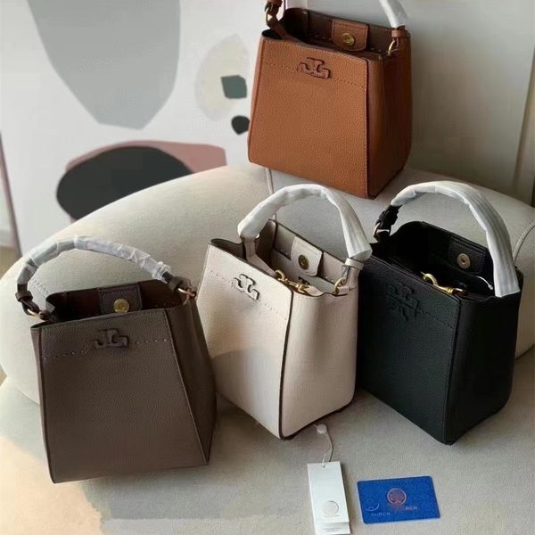 new women's bag shaped bucket bag high grade litchi pattern one shoulder crossbody underarm handheld small bag
new women's bag shaped bucket bag high grade litchi pattern one shoulder crossbody underarm handheld small bag