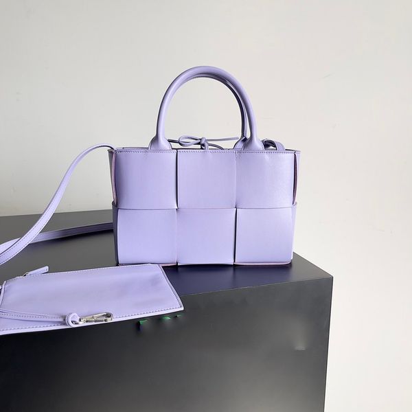 litchi-grain cowhide real handbag 2023 new fashion casual women's bag shoulder crossbody bag
litchi-grain cowhide real handbag 2023 new fashion casual women's bag shoulder crossbody bag