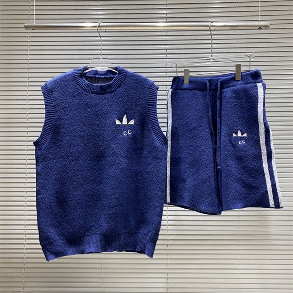2 summer fashion mens tracksuits hawaii beach pants set designer shirts printing leisure shirt man slim fit the board of directors short sle, Gray
2 summer fashion mens tracksuits hawaii beach pants set designer shirts printing leisure shirt man slim fit the board of directors short sle, Gray