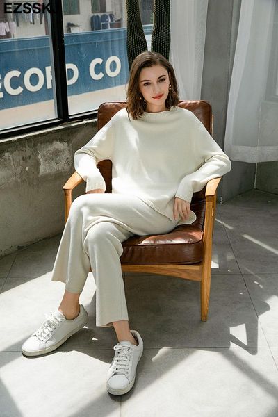 pants 2 pieces set women knitted tracksuit turtleneck sweater + carrot jogging pants pullover 2021 sweater set chic knitted outwear, White
pants 2 pieces set women knitted tracksuit turtleneck sweater + carrot jogging pants pullover 2021 sweater set chic knitted outwear, White