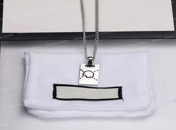 men luxury designer jewelry womens designers necklace skull pattern chains pendent mens ghost necklaces party accessories silver n7311213
men luxury designer jewelry womens designers necklace skull pattern chains pendent mens ghost necklaces party accessories silver n7311213