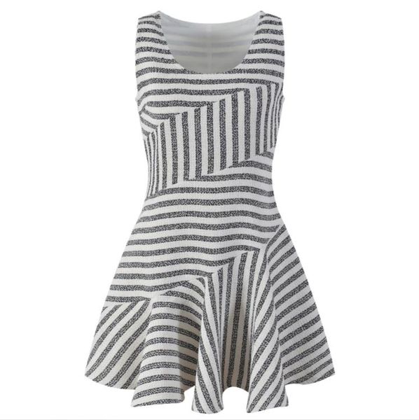 430 l 2023 runway dress spring summer dress brand same style empire crew neck sleeveless womens dress fashion yl, Black
430 l 2023 runway dress spring summer dress brand same style empire crew neck sleeveless womens dress fashion yl, Black