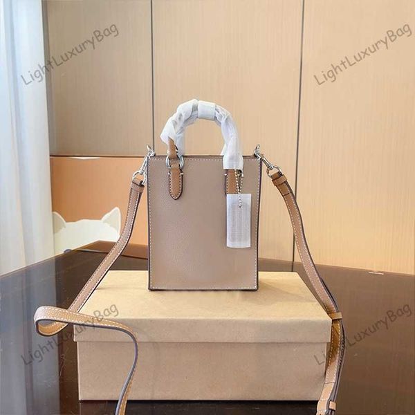 fashion crossbody bag for women mini exquisite designer light luxury handbag shoulder bags classic female purses 230512
fashion crossbody bag for women mini exquisite designer light luxury handbag shoulder bags classic female purses 230512