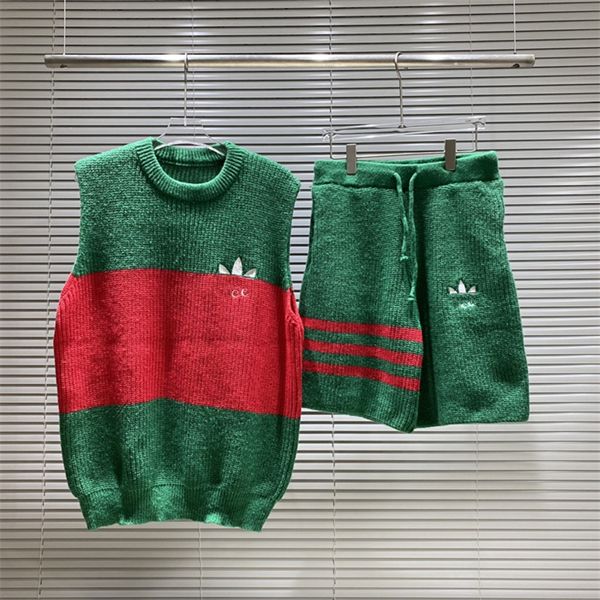 2 summer fashion mens tracksuits hawaii beach pants set designer shirts printing leisure shirt man slim fit the board of directors short sle, Gray
2 summer fashion mens tracksuits hawaii beach pants set designer shirts printing leisure shirt man slim fit the board of directors short sle, Gray