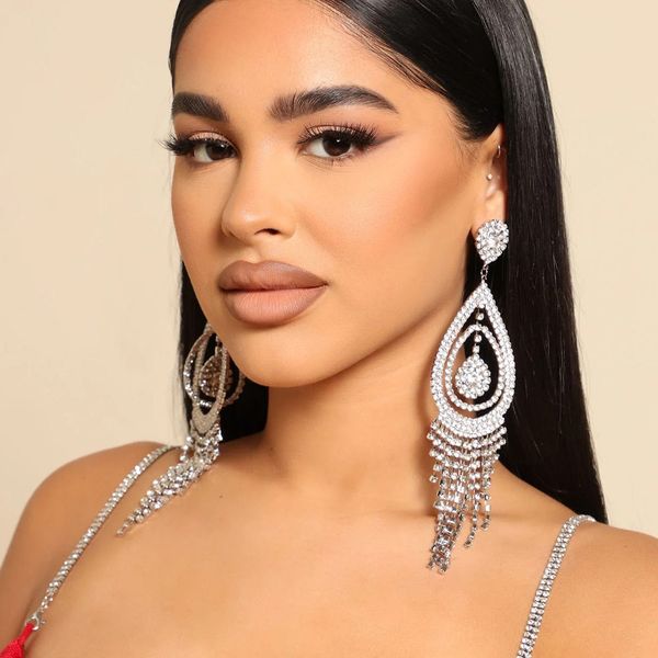 charm full of diamond accessories elegant light luxury wind tassel earrings party high sense earringsunique designer shiny creative, Golden
charm full of diamond accessories elegant light luxury wind tassel earrings party high sense earringsunique designer shiny creative, Golden