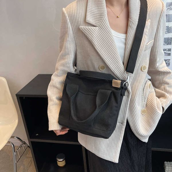 small canvas women s tote bag solid color ladies designer handbag female shoulder woman crossbody s for women 2023 trend 230512
small canvas women s tote bag solid color ladies designer handbag female shoulder woman crossbody s for women 2023 trend 230512