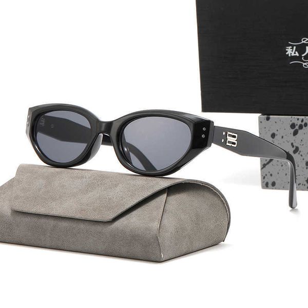 frames 2023 new gm women's street scat eyes small frame oat tone sunglasses mesh red glasses, White;black
frames 2023 new gm women's street scat eyes small frame oat tone sunglasses mesh red glasses, White;black